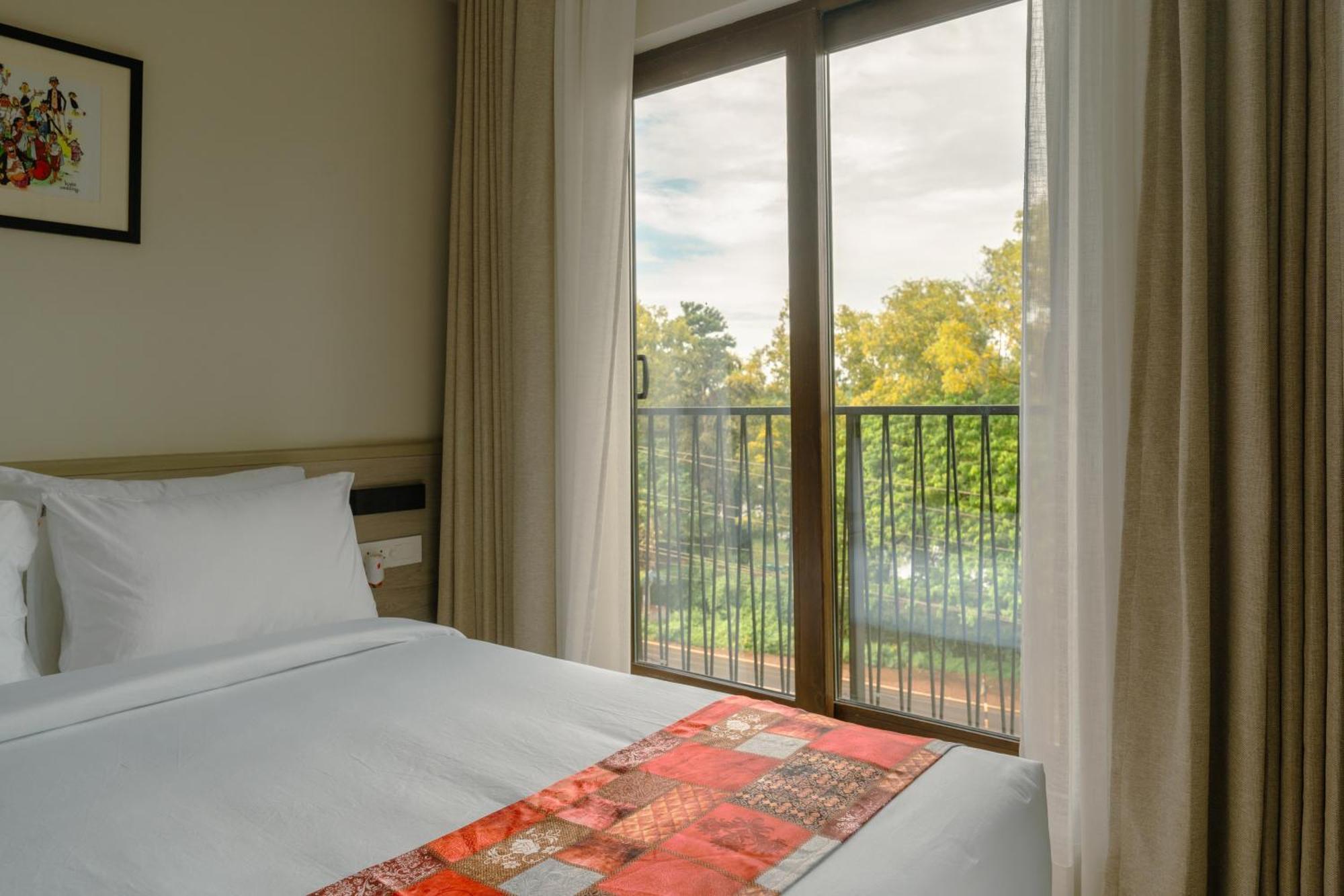 Comfort Inn Elite Jua エクステリア 写真