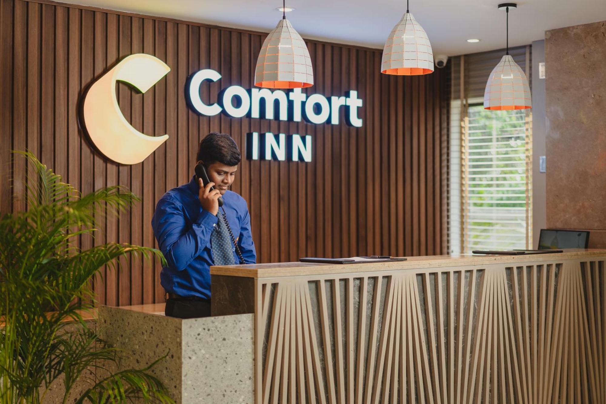 Comfort Inn Elite Jua エクステリア 写真